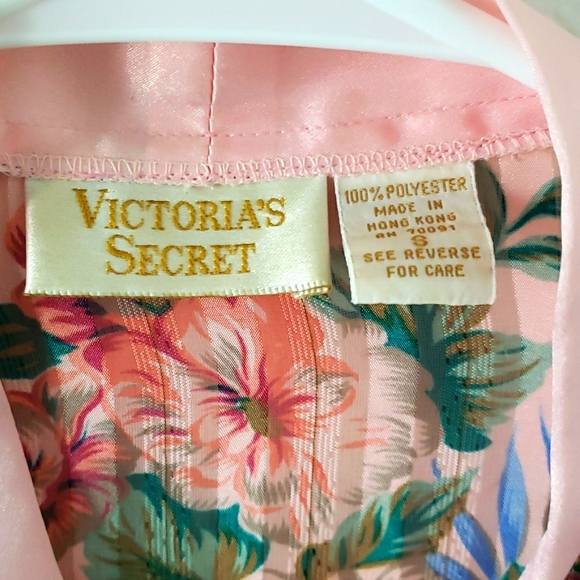 Vintage VICTORIA'S SECRET Gold Label Sleepwear Top Size S - Picture 3 of 8